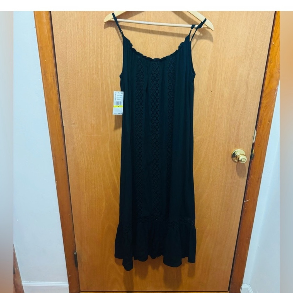 Elegant Black Lace Maxi Dress